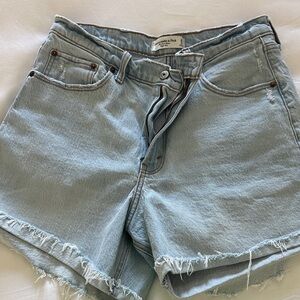 Abercrombie & Fitch Light Blue Denim Shorts - dad short high rise